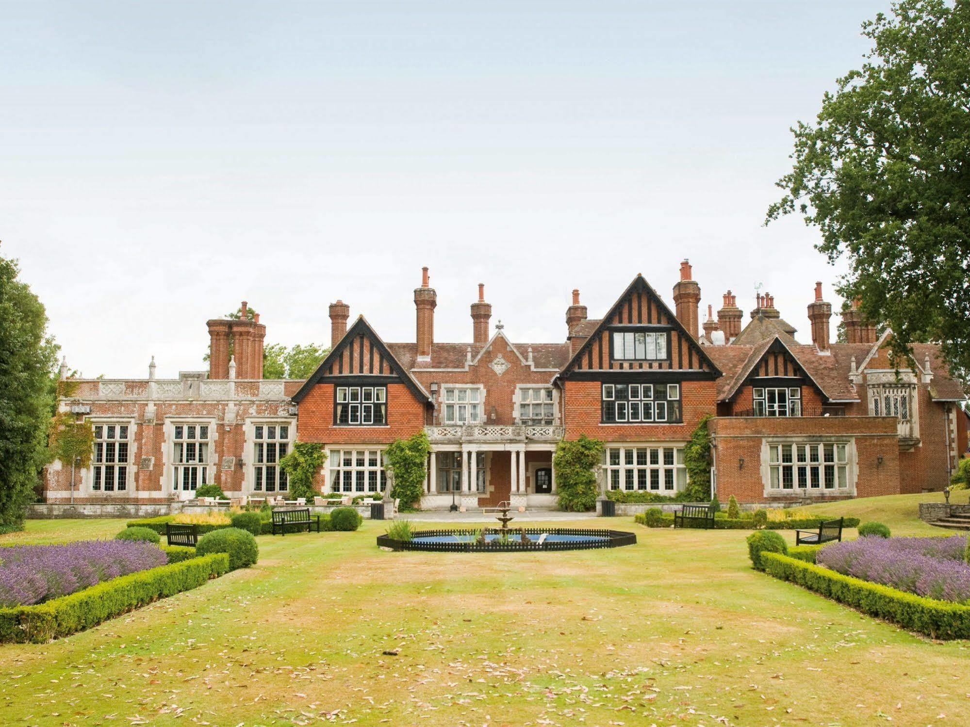 Macdonald Elmers Court Hotel Lymington Extérieur photo